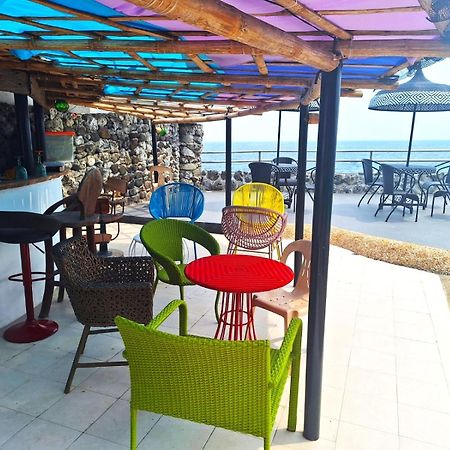 Utopia Island Resort Batangas Exterior foto